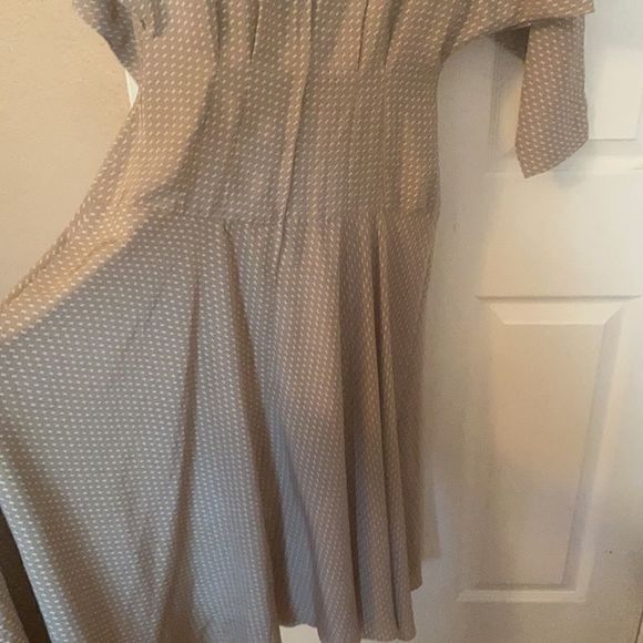 Nancy Johnson Dress   - Picture 5 of 5